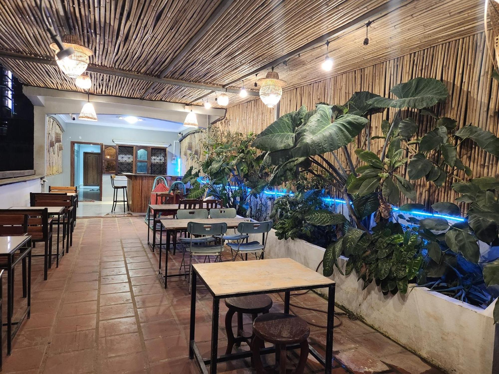 The Blue Guest House باتامبانغ المظهر الخارجي الصورة